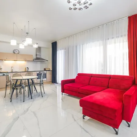 Plaza Komfort, Sun & Snow Апартаменты *