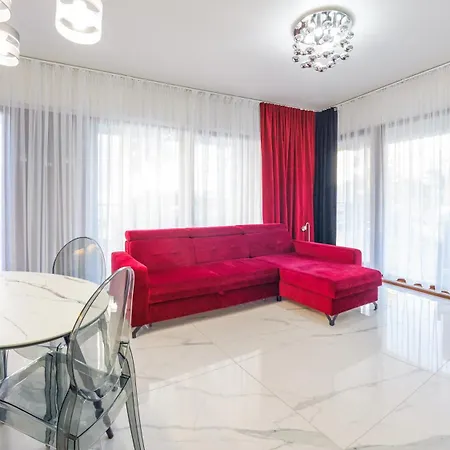 Plaza Komfort, Sun & Snow Апартаменты