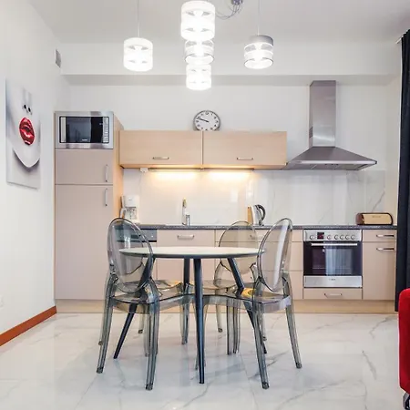 Plaza Komfort, Sun & Snow Апартаменты *